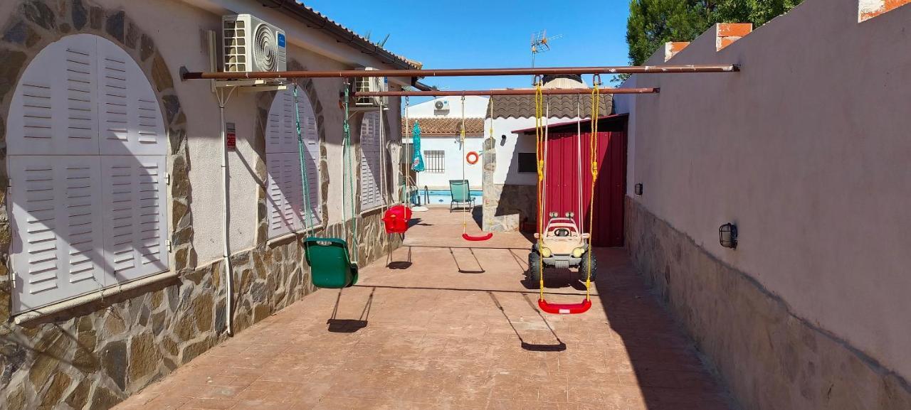 Villa Las Tres Hermanas Albarreal De Tajo By Toledo Ap Extérieur photo